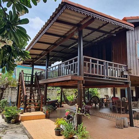 Seesea Thai Wooden House On Beachfront Prachuap Khiri Khan Dış mekan fotoğraf
