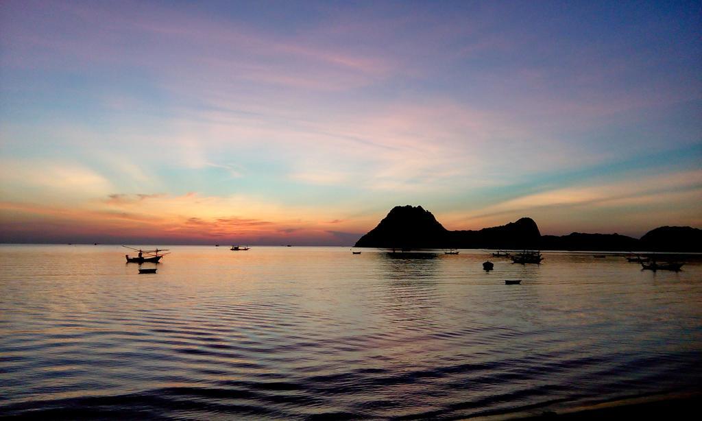 Seesea Thai Wooden House On Beachfront Prachuap Khiri Khan Dış mekan fotoğraf